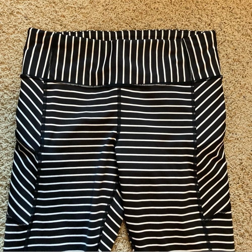 Athleta Stripe Contender 7/8 Tights Leggings S - Picture 4 of 7